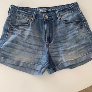 Signature denim shorts